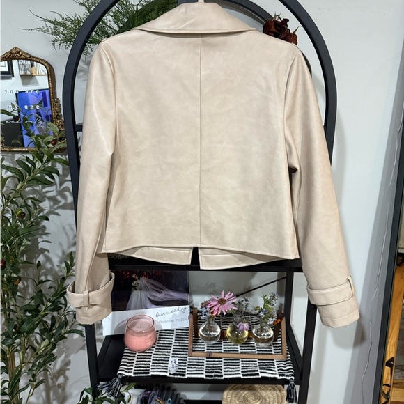 Bagatelle Cream faux Leather Jacket for Women size xs - Picture 7 of 8